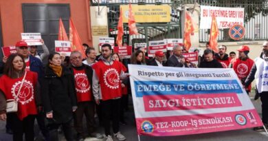 Solidarietà agli insegnanti del liceo italiano di Istanbul!