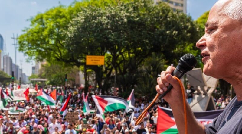 Il Fronte di Lotta No Austerity sostiene la campagna internazionale per Ze Maria, condannato a due anni di carcere per un intervento contro Israele Il Fronte di Lotta No Austerity sostiene la campagna internazionale per Ze Maria, condannato a due anni di carcere per un intervento contro Israele